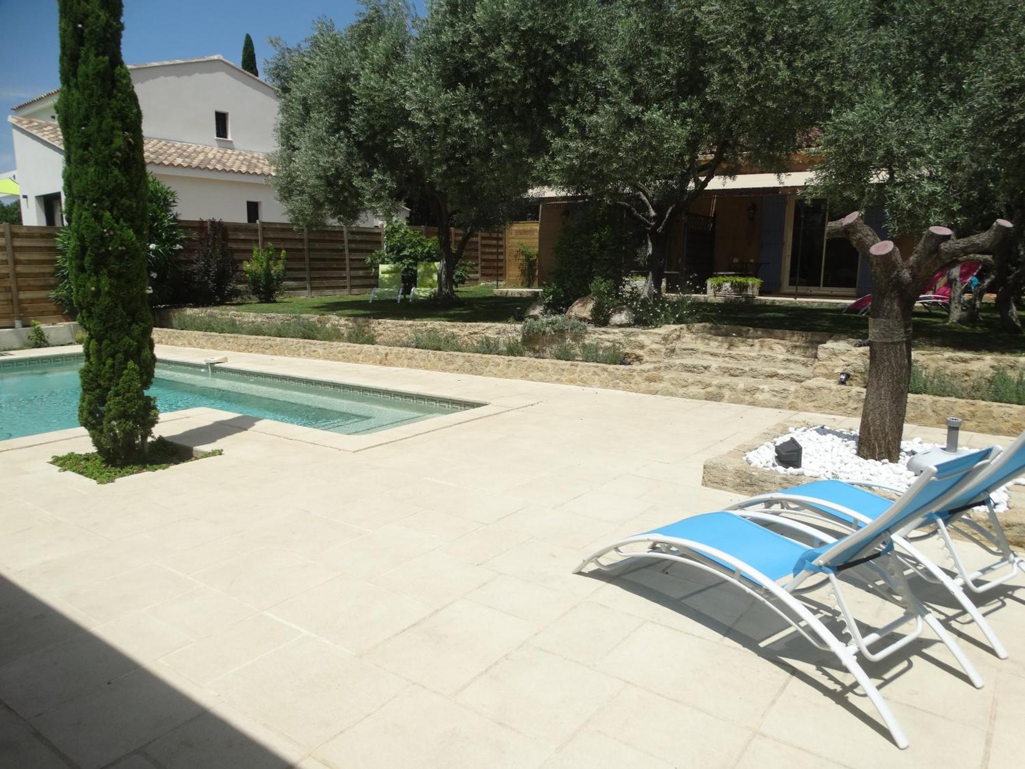 Gites En B&B Le Clos De La Cerise Chateauneuf-du-Pape Exterior photo